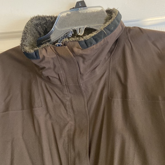 Mountain Hardwear Conduit Softshell Jacket - Picture 4 of 7